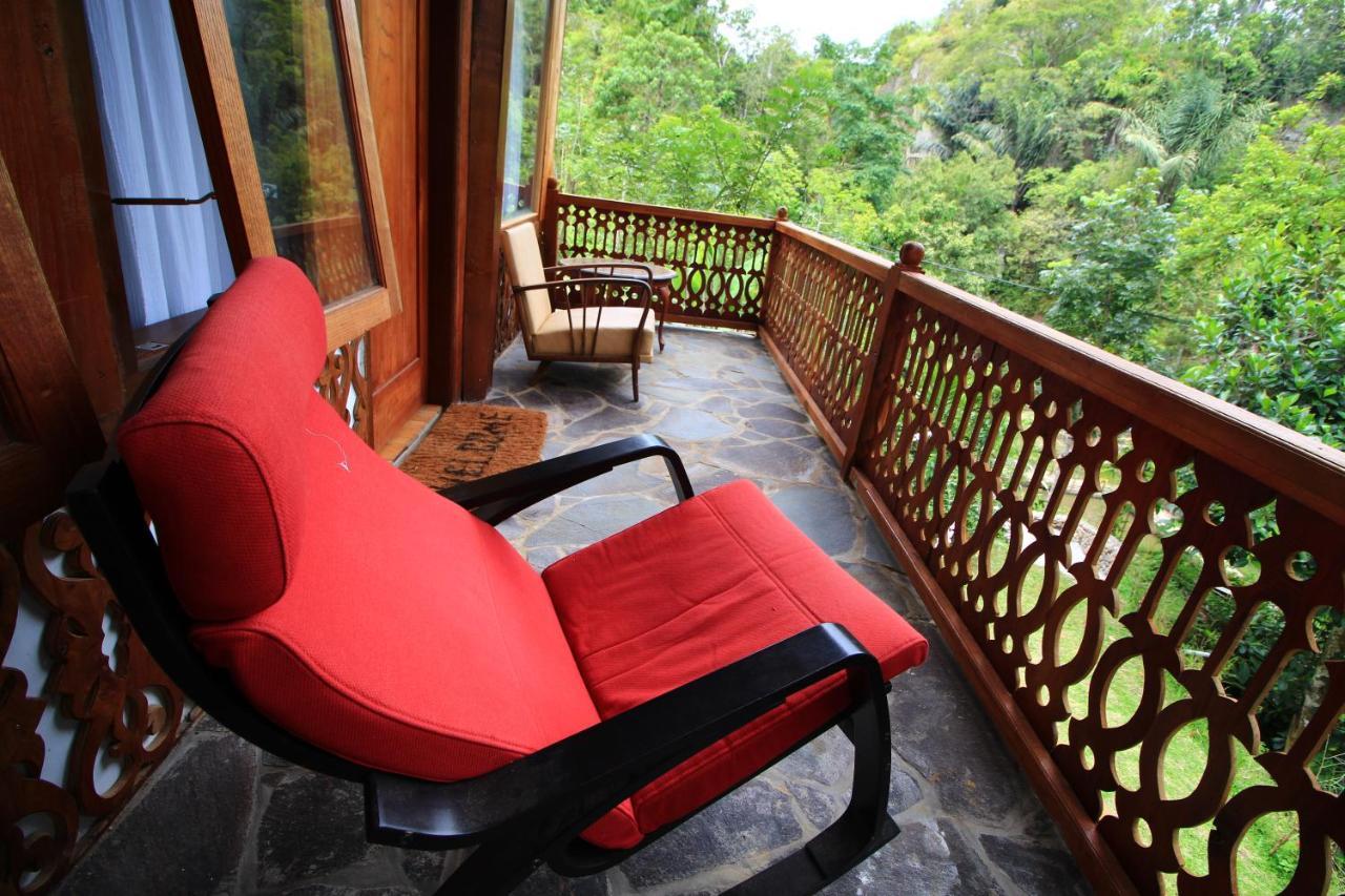 Padi Hotel